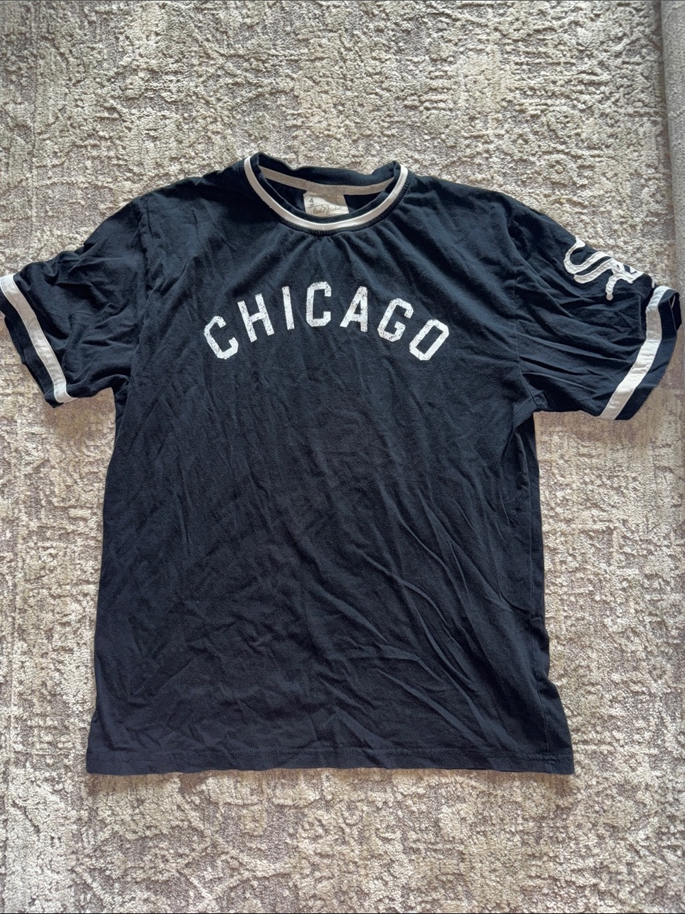 Red Jacket Chicago Sox Graphic Ringer Tee - Black & White